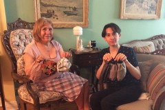 Mascherine, cioccolata e raccolta fondi