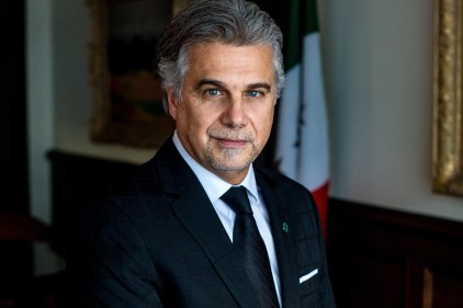 Attraverso la tempesta