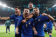 Europei: gli italiani all’estero con gli Azzurri in finale