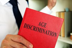 L’ageismo, cos’è? Come combatterlo?