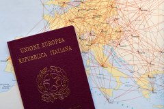 Gli italiani all’estero sono 5,6 milioni, +3% nell’anno del Covid