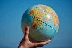 Alla scoperta degli italiani all’estero: questionario Cgie-Italents