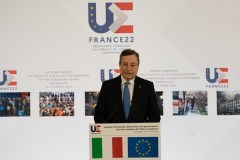 Draghi a Versailles: compatti al fianco dell’Ucraina