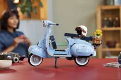 Lego e Vespa insieme per celebrare il made in Italy
