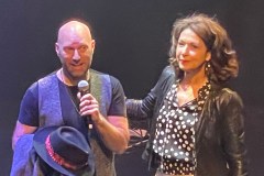 Applausi per la prima di “Calliari, Qc”