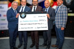 425 persone hanno scommesso su Santa Cabrini: 357 000$ netti raccolti alla Serata Casinò & Poker