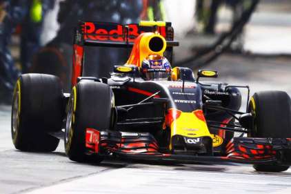 Gp di Abu Dhabi: Verstappen chiude in bellezza. Ferrari e Leclerc secondi. L’addio di Vettel